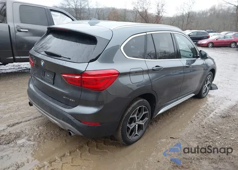 2018 BMW X1 xDrive28I z USA, uszkodzony, nr VIN WBXHT3C30J5L27524